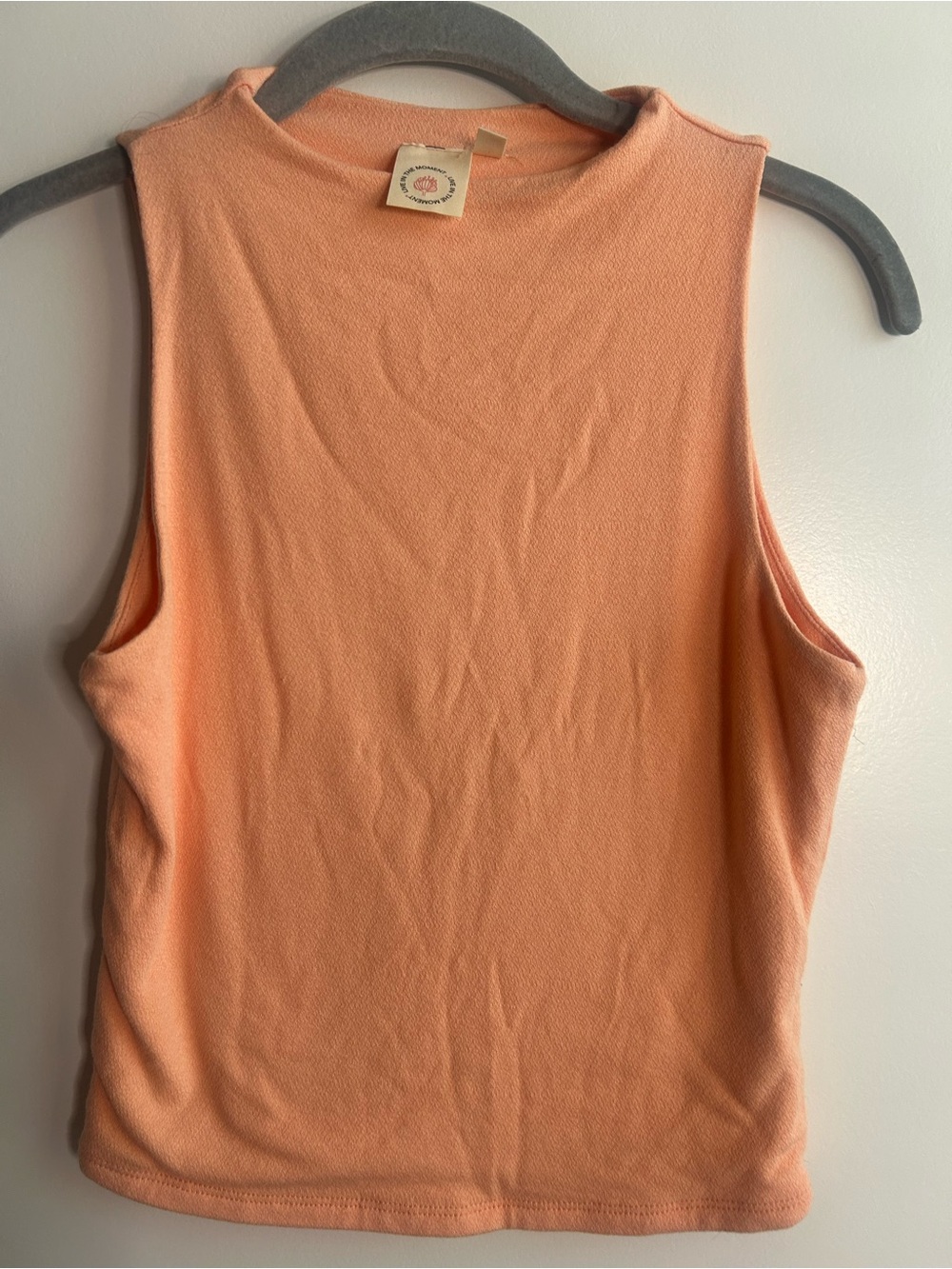 Women’s Peach High-Neck Sleeveless Tank Top